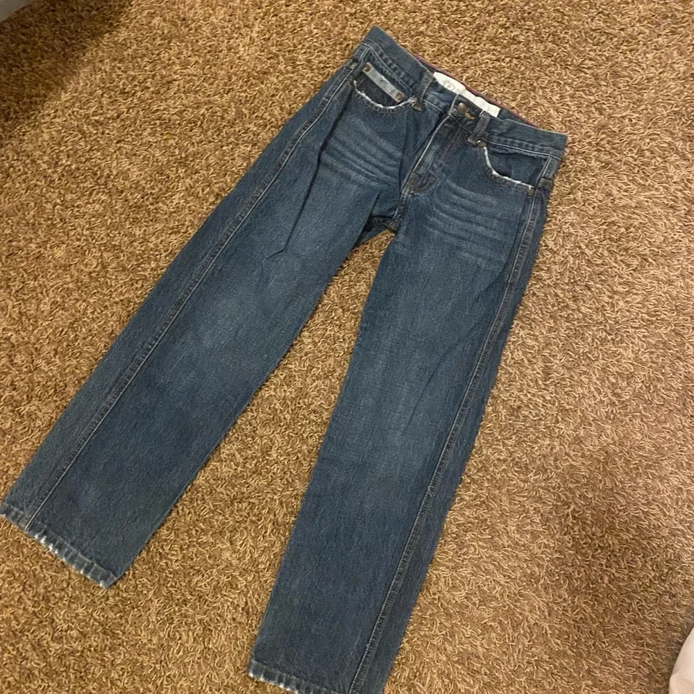 Jeans - Picture 2 of 4